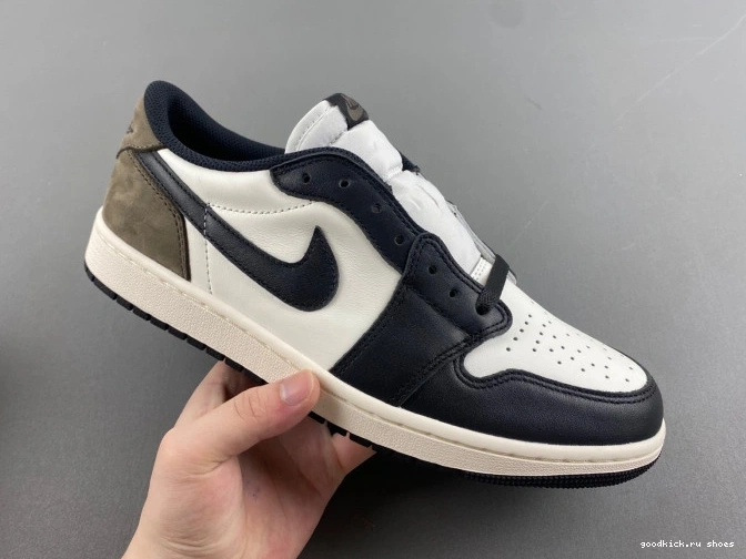 Jordan Low OG Mocha 1 Air CZ0790-102 0710